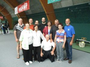 démontage de l'installation terminée.Photo de groupe